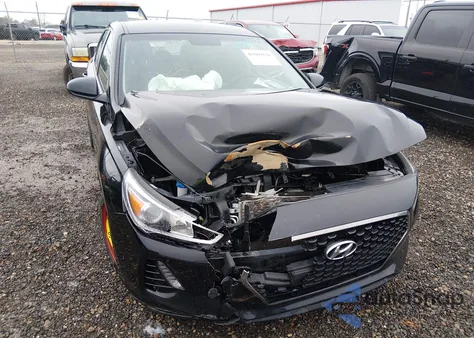 2019 Hyundai Elantra Gt z USA, uszkodzony, nr VIN KMHH35LE6KU090695